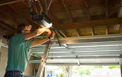 Security Garage Doors Seaford, NY 516-208-4263 - repair-side